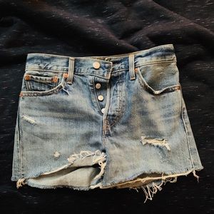 Levi’s Wedgie shorts